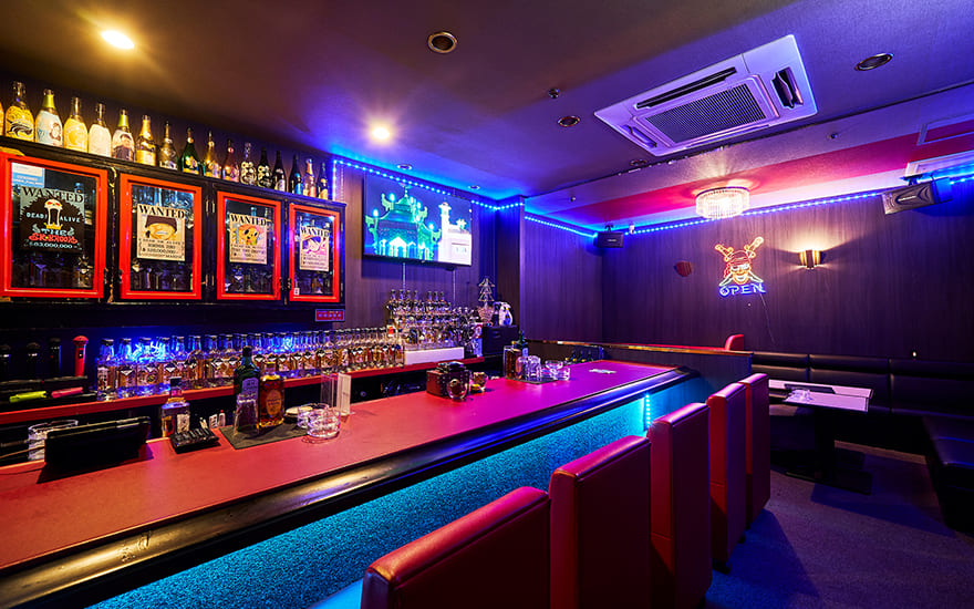 WANTED 店内