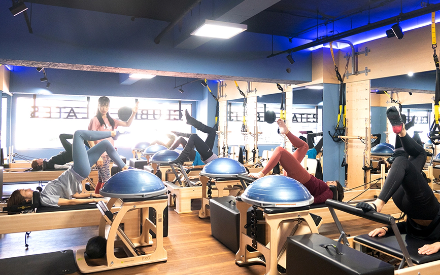 CLUB PILATES マシンピラティスレッスン